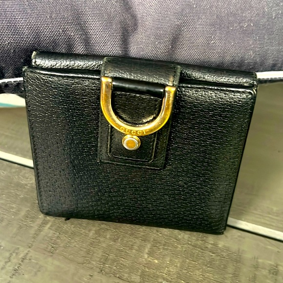 Gucci Black Leather D Ring Compact Wallet - Picture 1 of 8